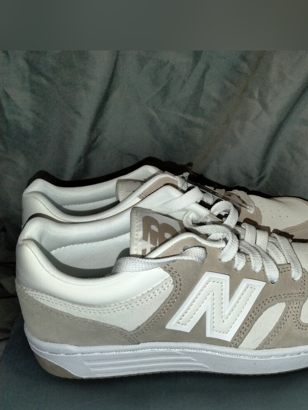 New Balance Unisex Neutral Beige and White Low-Top Sneakers BB480LEA